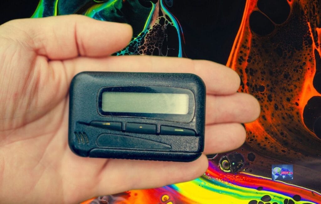 How Do Pagers Send Messages?