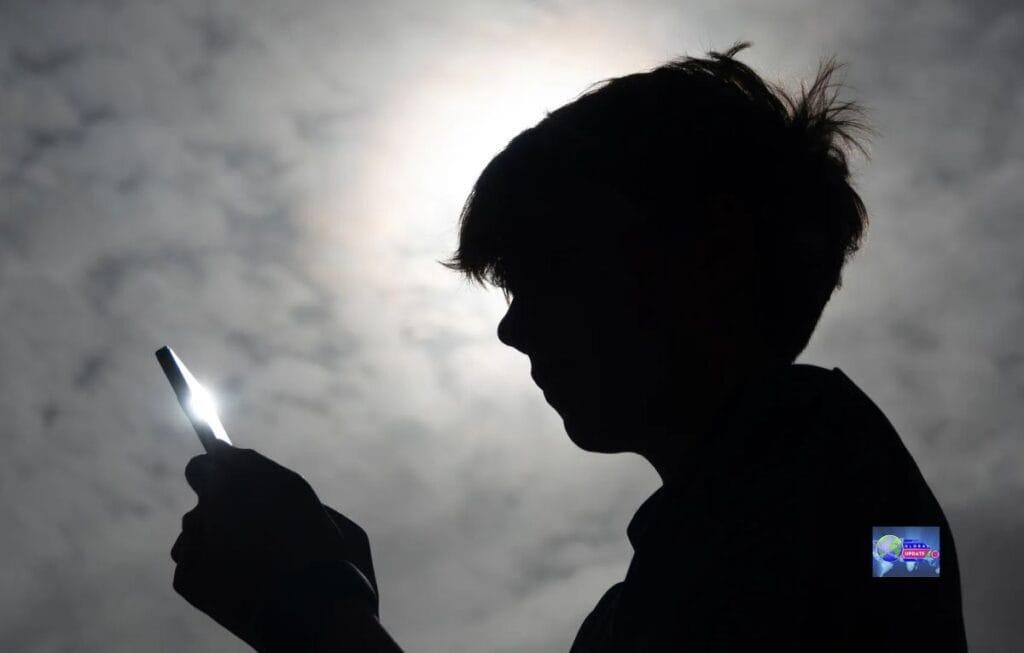 How Is Damaging Modern Journalism