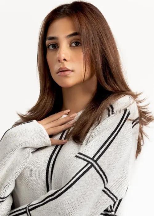 Alishba Khan Model