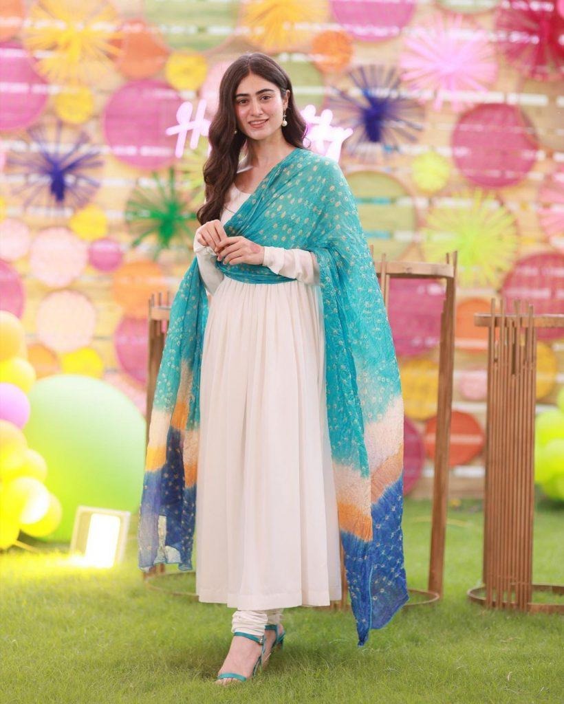 Traditional Pakistani dresses